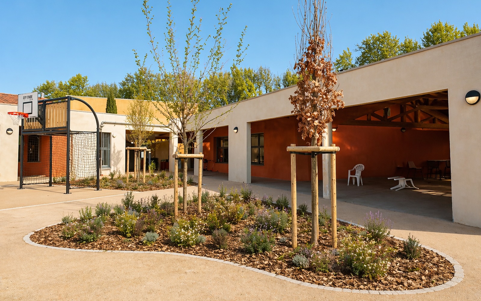 Désimperméabilisation et végétalisation des cours du groupe scolaire des Moulins de Barbentane