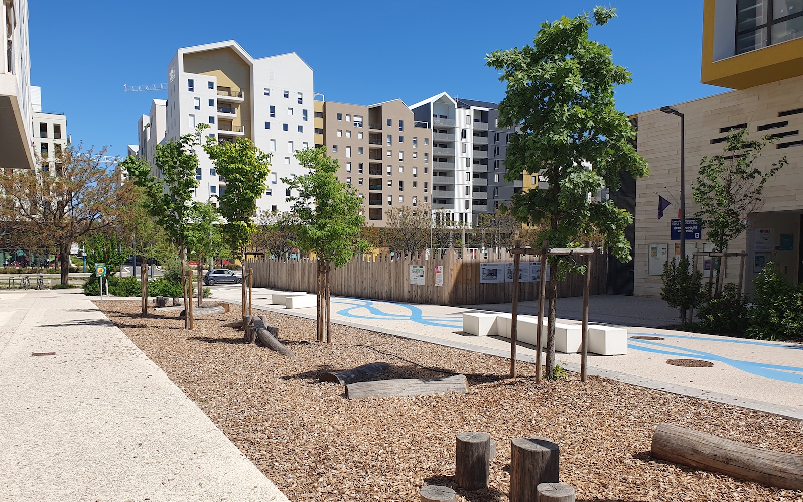 Réaménagement du parvis du groupe scolaire Jean Mirò
