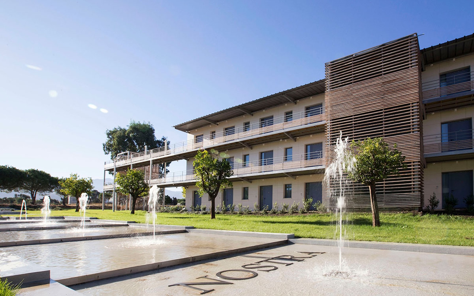 Logements pour célibataires à Calvi