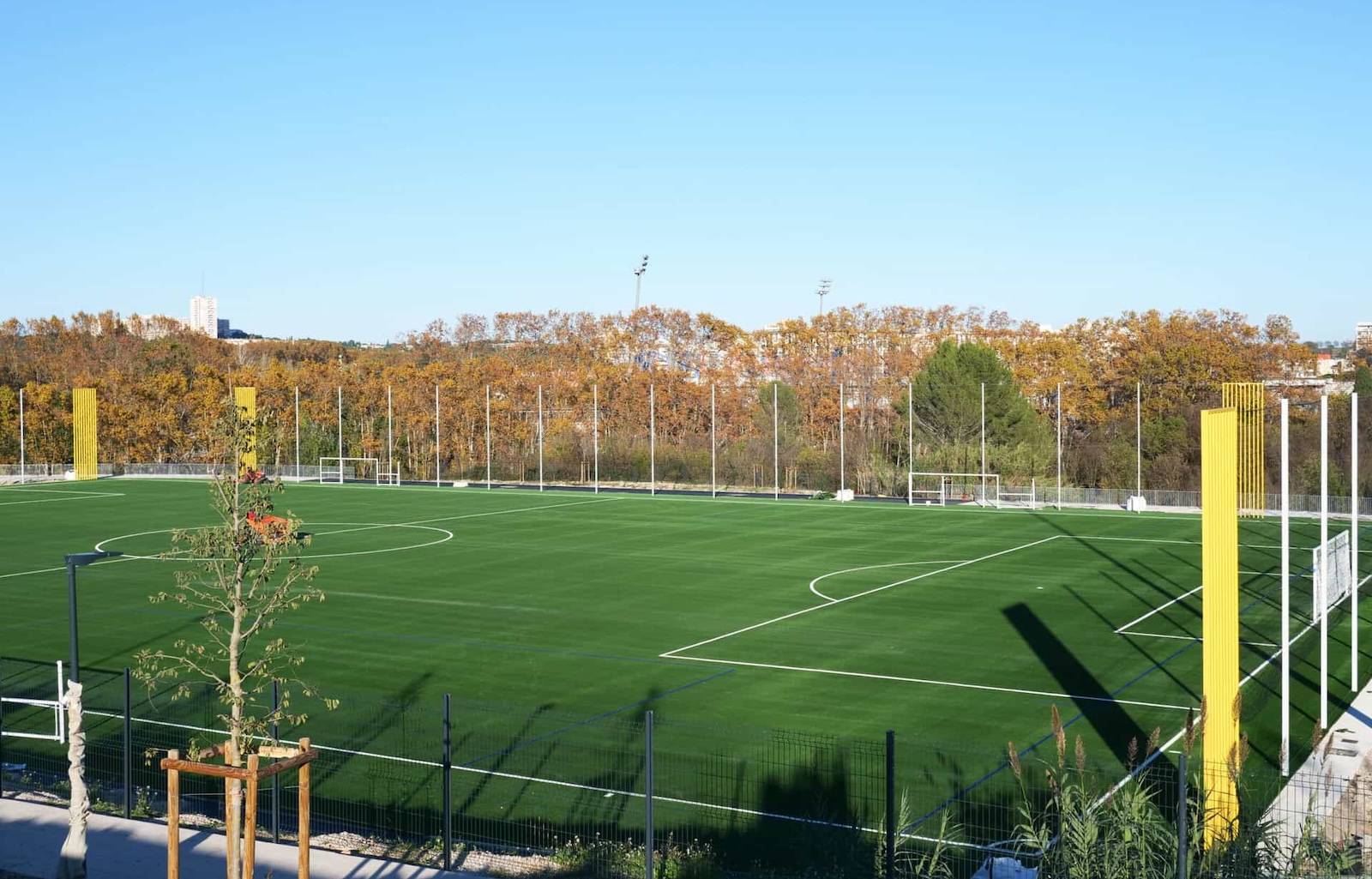 Complexe sportif, pump track et aire de jeu à Juvignac